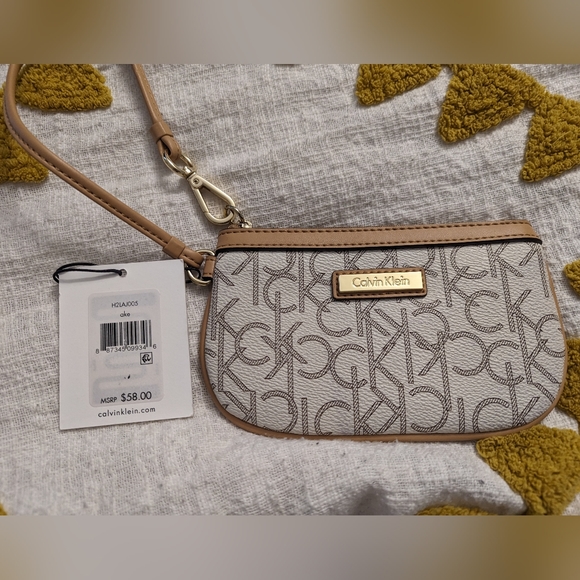 Calvin Klein wristlet - Picture 2 of 2